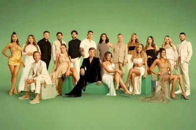 Explosive Towie couple spark rumours they’re back on as they’re spotted getting cosy in a club