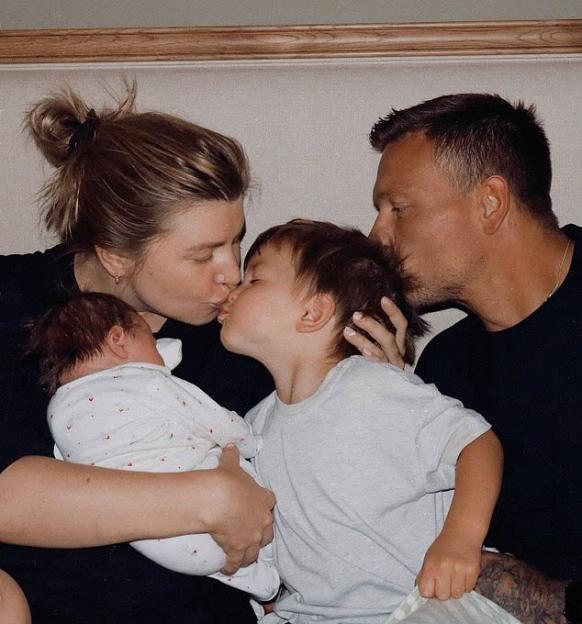 NINTCHDBPICT001035717850