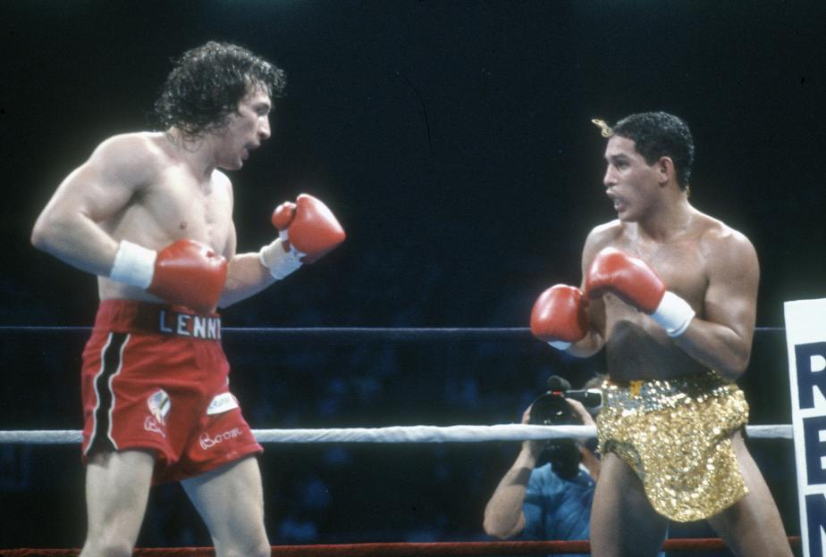 WBO Light Welterweight Title Fight - Ray Mancini v Hector Camacho