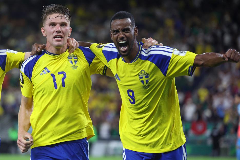 Sweden Dominates Tunisia 5-1: Alexander Isak and Viktor Gyökeres Shine with Stunning Goals!