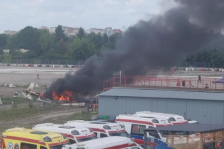 Tragic Plane Crash in Warsaw Claims Two Lives, Leaves Behind Charred Wreckage
