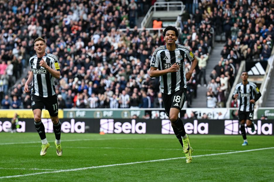 Newcastle United v West Ham United - Premier League