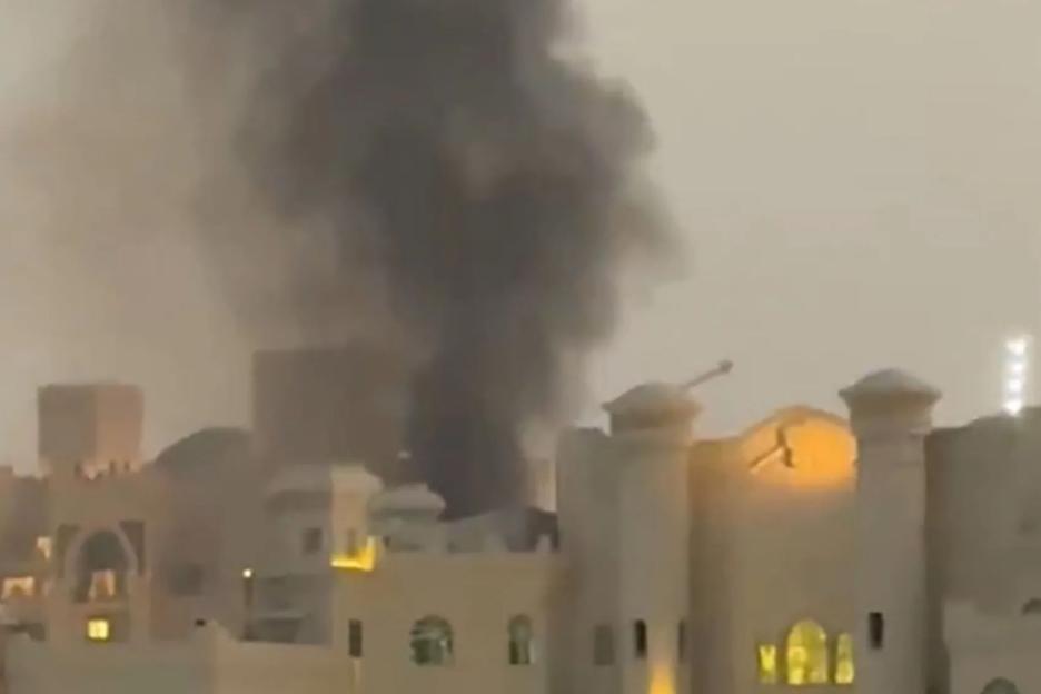 'Tourist Paradise Under Siege: Iran's Missile Strike Targets Dubai's Palm Jumeirah'