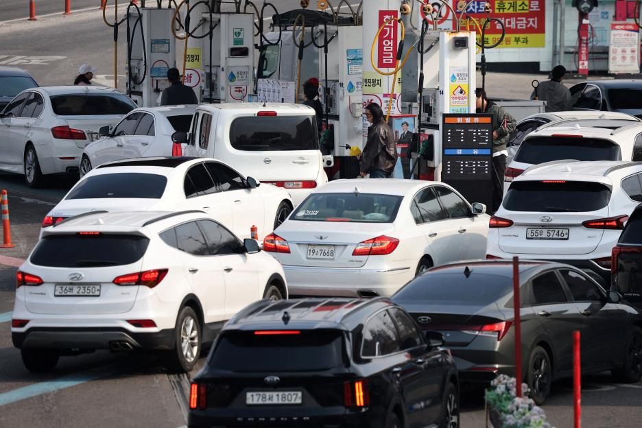 : South Korea considers nationwide driving curbs as oil prices soar