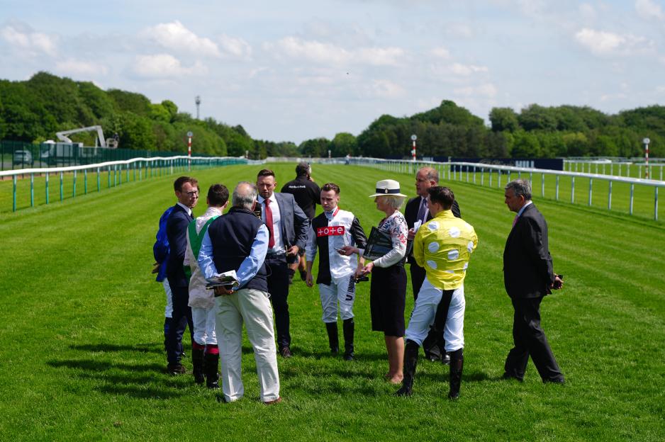 Massive Disruption at Haydock Races: Giant Hole in Track Causes Star Horses to Halt in Chaotic Turn of Events