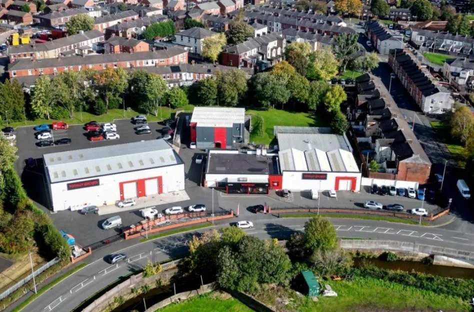 UK ‘Silcon Valley of VAPES’ where streets ‘stink of sweet smoke’ brace for PM’s e-cig crackdown – will it REALLY work?