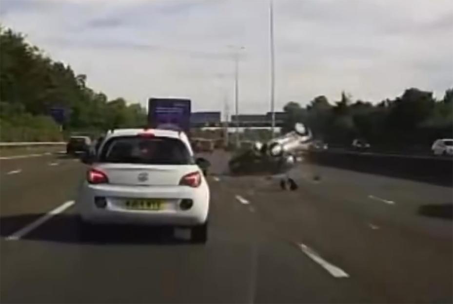 Incredible Escape: Driver Survives Harrowing Car Flip and Roll on M25, Wreckage Scattered Across the Motorway