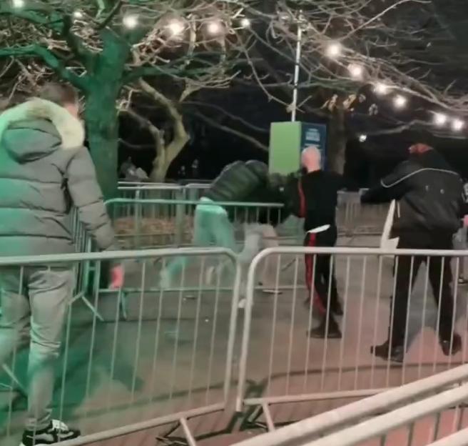 'Chaos Erupts at Winter Wonderland as Yobs Clash, Taser-Wielding Cops Step In Amidst Shocked Spectators'