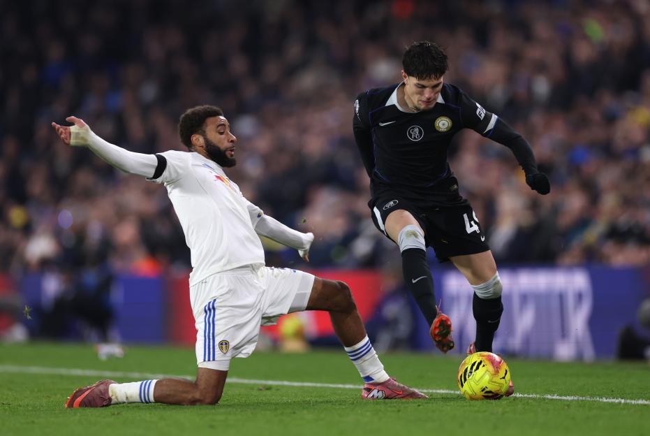 Leeds United v Chelsea - Premier League