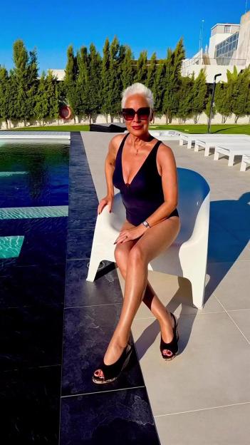 Denise Welch Stuns in Swimsuit During Getaway After Leaving ITV's Loose Women