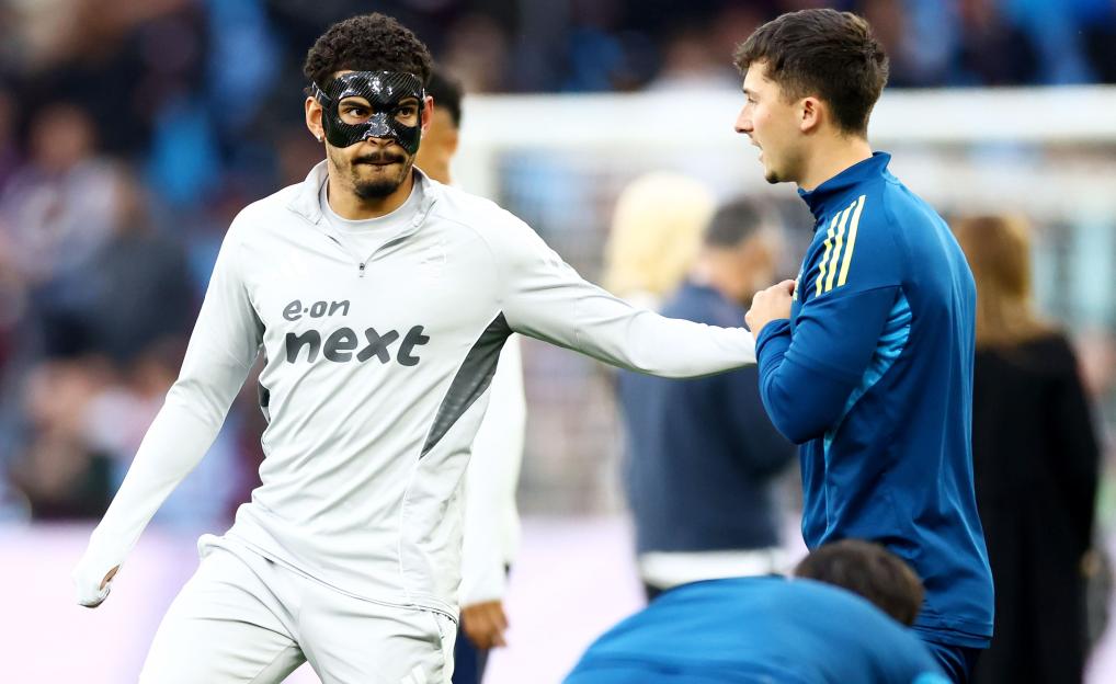 'What's Behind Morgan Gibbs-White's Mask During the Premier League Clash Against Man Utd?'