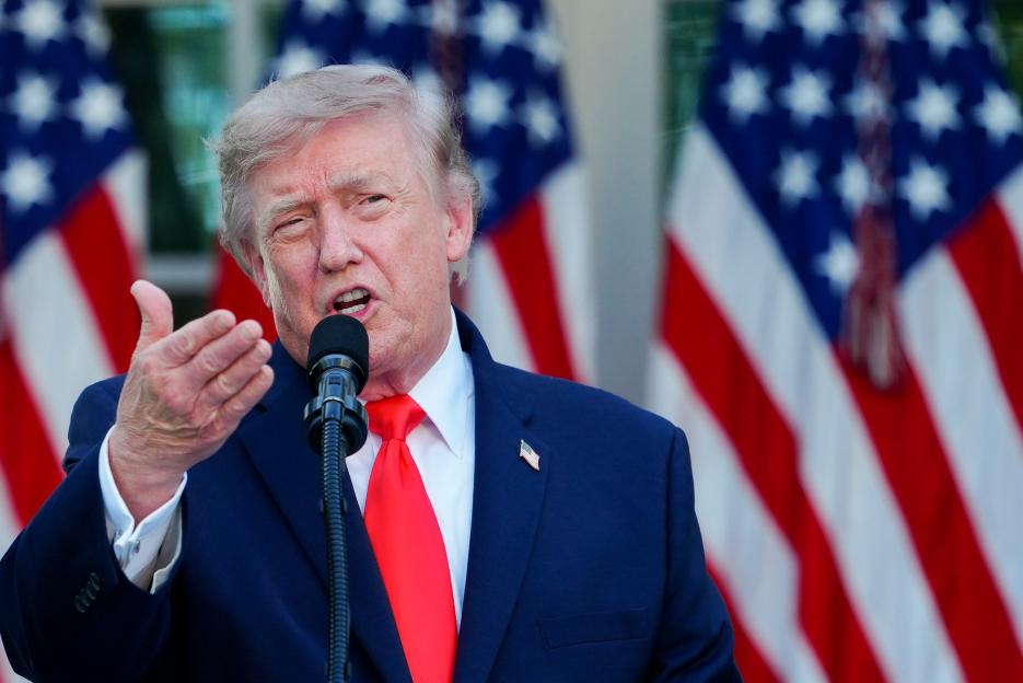 Trump Warns of 100% Tariff on UK if US Companies Face Disliked Tax, Claims Trade Deal Would Be Useless