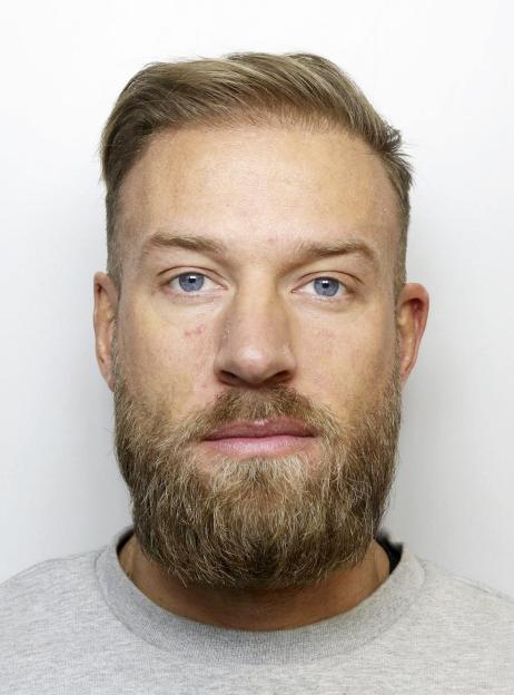 Twin brothers make millions smuggling 91 million canisters of laughing gas into UK