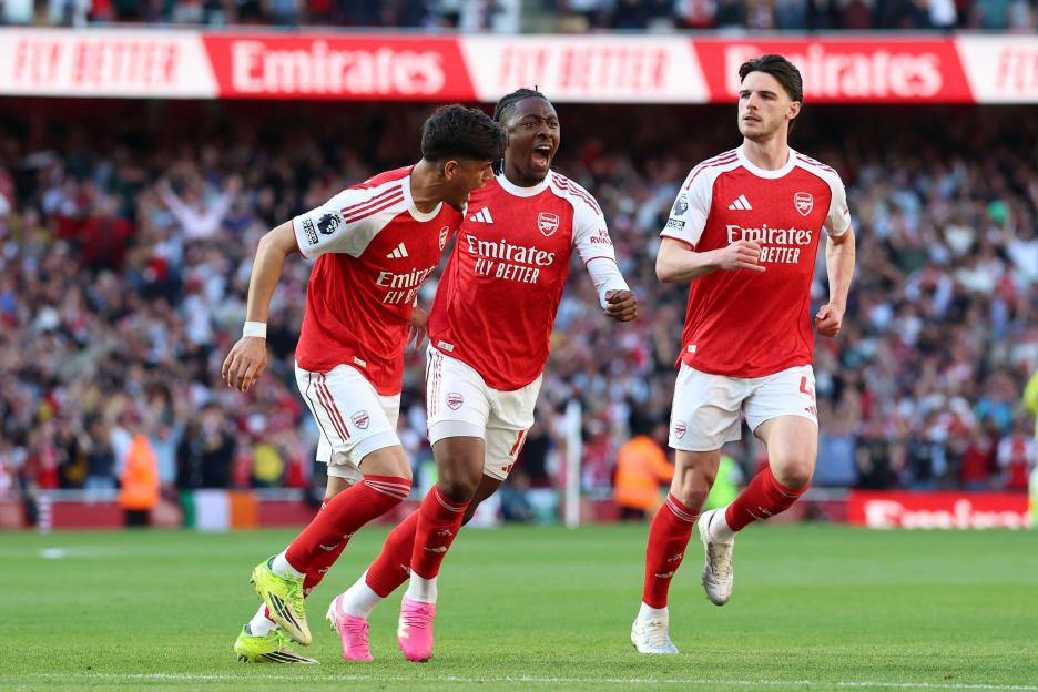Arsenal Edges Past Newcastle 1-0: Eze's Stunning Goal Sends Gunners Back to Premier League Summit
