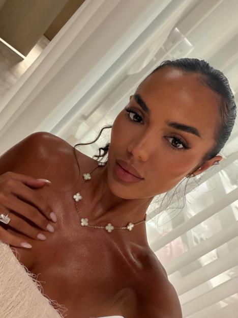 'Coronation Street Star Becomes Millionaire Fashion Mogul, Engaged to Mystery Fiancé with Stunning Ring!'