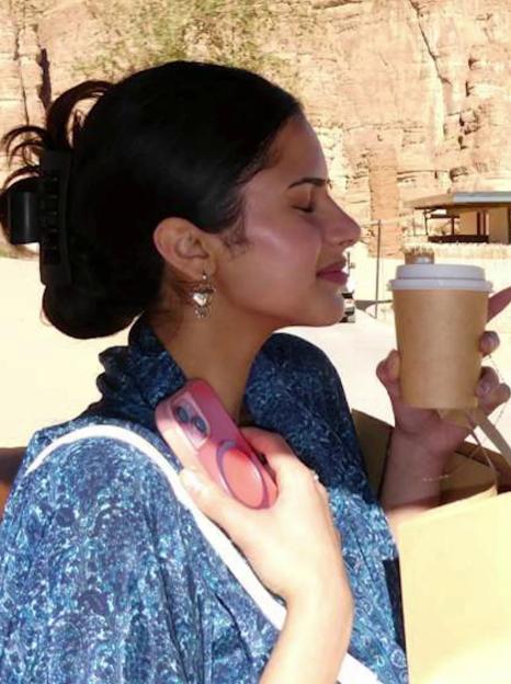 I couldn't leave the house without drinking, and now I am completely sober