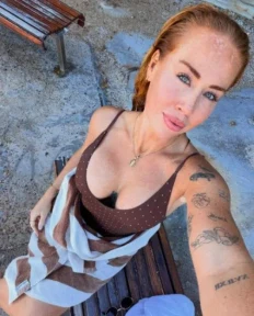 MAFS UK star Polly Sellman reveals the results of her boob job one month after surgery