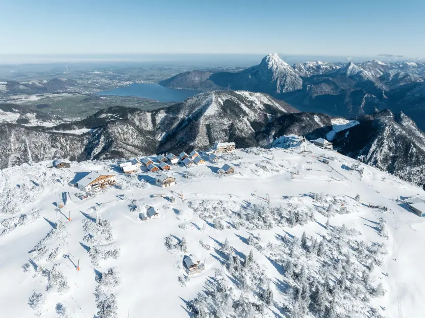 Tragic Skiing Accident Claims Life of 14-Year-Old Boy in Front of Shocked Vacationers