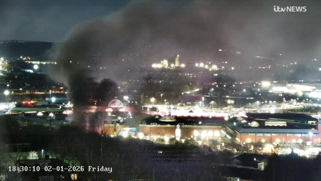 Massive Fire Erupts Near Busy Shopping Mall, Black Smoke Billows into Sky; Locals Advised to Keep Distance