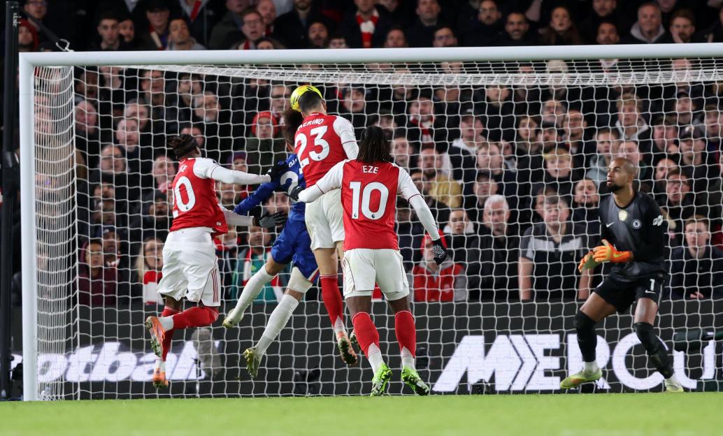 London, UK. 30th Nov, 2025. Mikel Merino of Arsenal scoring his sides opening goal during the Chelsea vs Arsenal Premier League match at Stamford Bridge, London. Picture credit should read: David Klein/Sportimage Credit: Sportimage Ltd/Alamy Live New