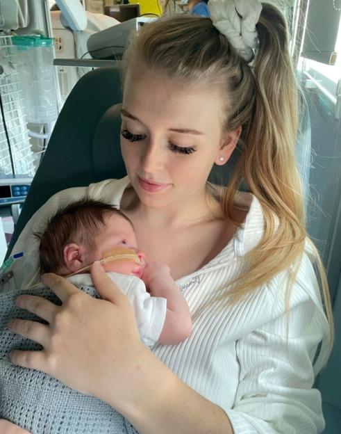 Shanine Skilton-Cole holding her son Cobie Miles in the hospital.