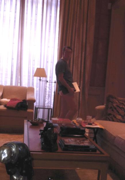 Epstein files: Peter Mandelson pictured in his underwear