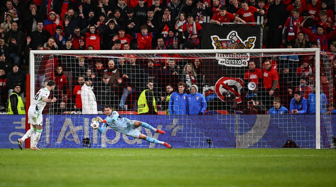 Ireland Fans Call for Probe After Czech Supporters Distract Players in World Cup Playoff Loss