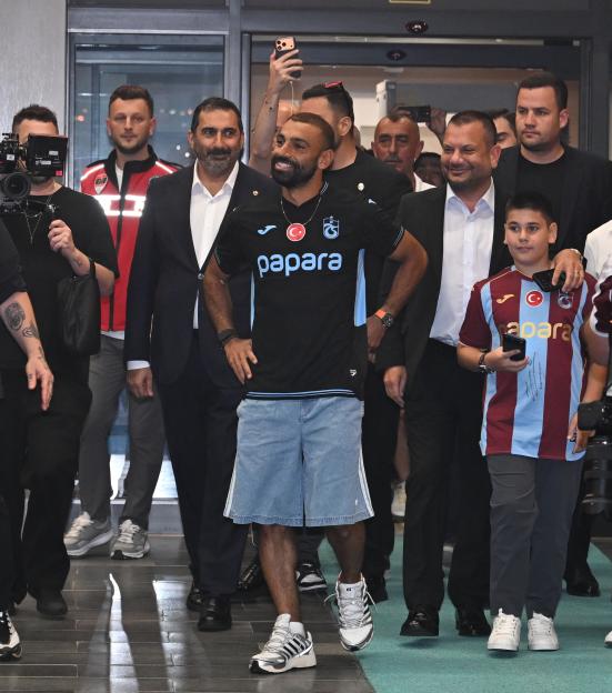 Egyptian footballer Mohamed Salah arrives in Trabzon, Turkiye