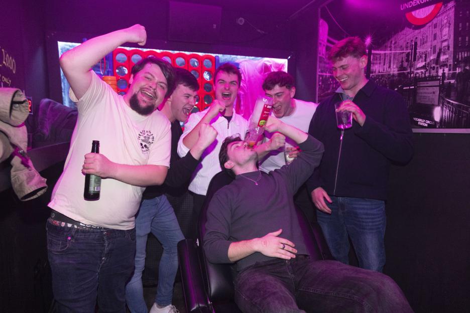 Sun Features - Thea Jacobs visitors Pas de la Casa ski resort Andorra to check out the nightlife and Apres ski.