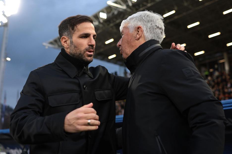 Como, Italy. 15th Mar, 2026. Cesc Fabregas Head coach of Como 1907 and Gian Piero Gasperini Head Coach of AS Roma embrace prior to kick off in the Como 1907 vs AS Roma Serie A match at Stadio Giuseppe Sinigaglia, Como. Picture credit should read: Jon