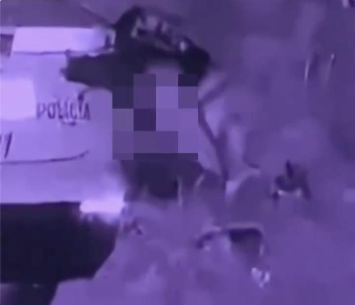 Caught on Camera: On-Duty Officer's Wild Encounter Next to Patrol Car Goes Viral!