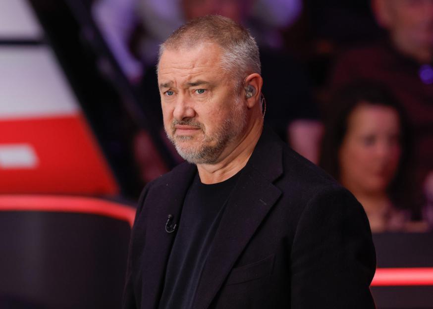 Sheffield, England, 22nd April 2026. Former snooker player Stephen Hendry speaks with BBC Sport during the Halo World Championship 2026 at The Crucible, Sheffield. Picture credit should read: Cody Froggatt / Sportimage