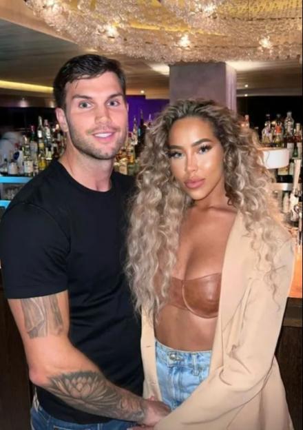 NINTCHDBPICT000829082165