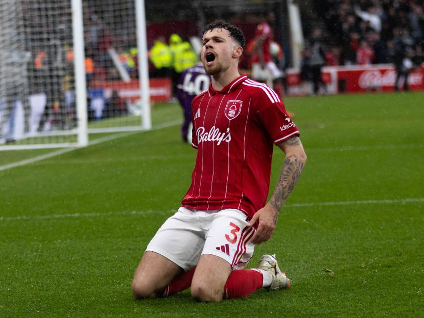 Nottingham Forest and Aston Villa Draw 1-1: Williams Secures Vital Point in Relegation Battle While Emery's Squad Holds on to 4th Place