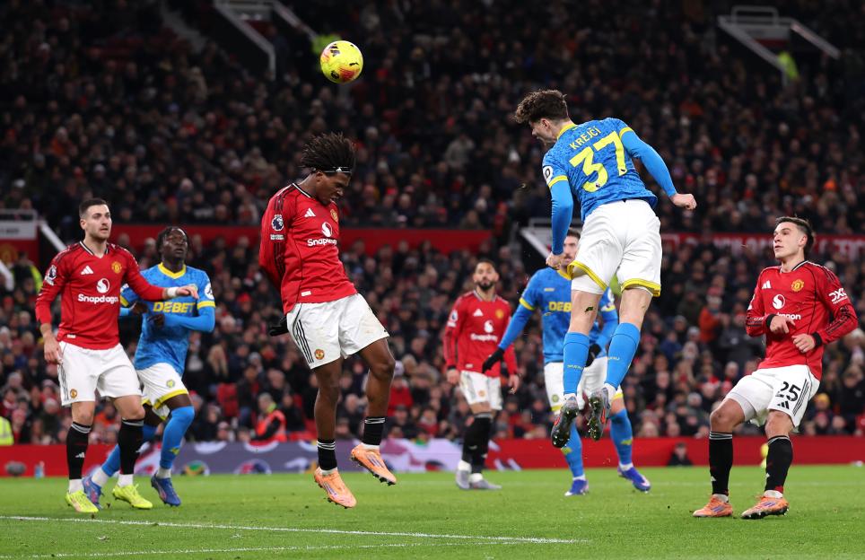 Manchester United v Wolverhampton Wanderers - Premier League