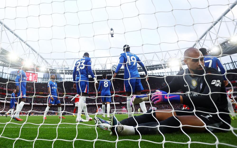 Robert Sanchez Dropped After Disastrous Arsenal Performance, While Filip Jorgensen Receives Support for Chelsea's Clash with Aston Villa