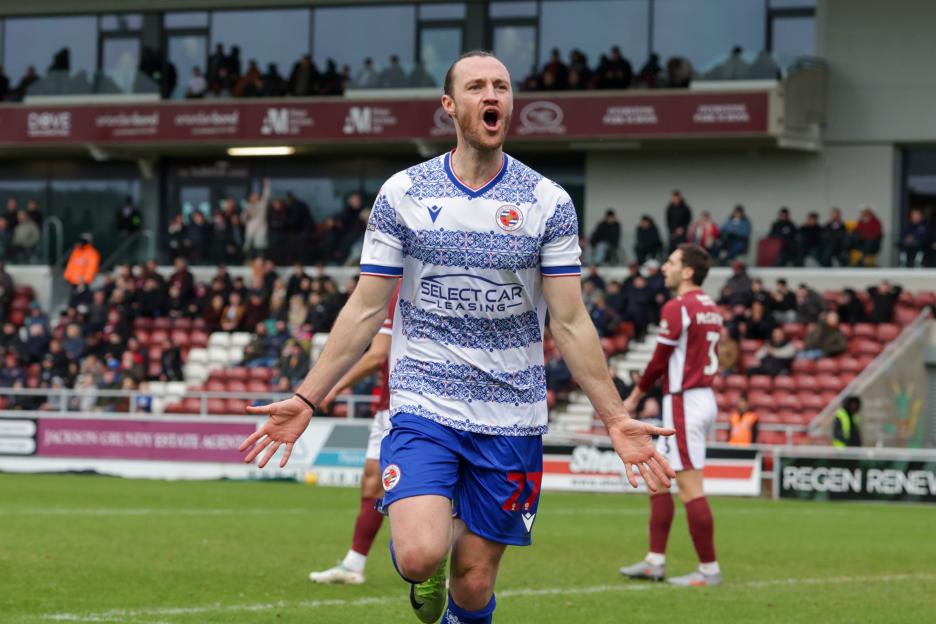 'Why Are They Free Agents? Fans Stunned as Ex-Premier League Stars Join PFA Pre-Season Squad in Search of New Teams!'