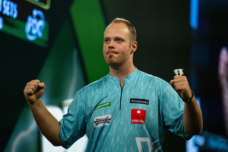 Paddy Power World Darts Championship, Alexandra Palace, London, UK - 15 Dec 2025