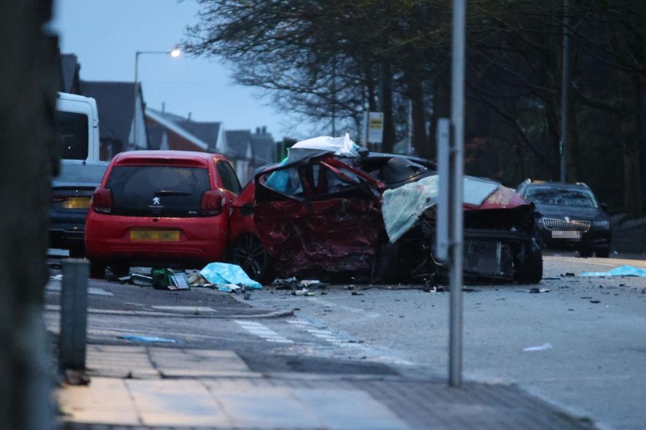 Six People Hospitalized After Serious Early Morning Car Crash Leaves Debris Across the Road