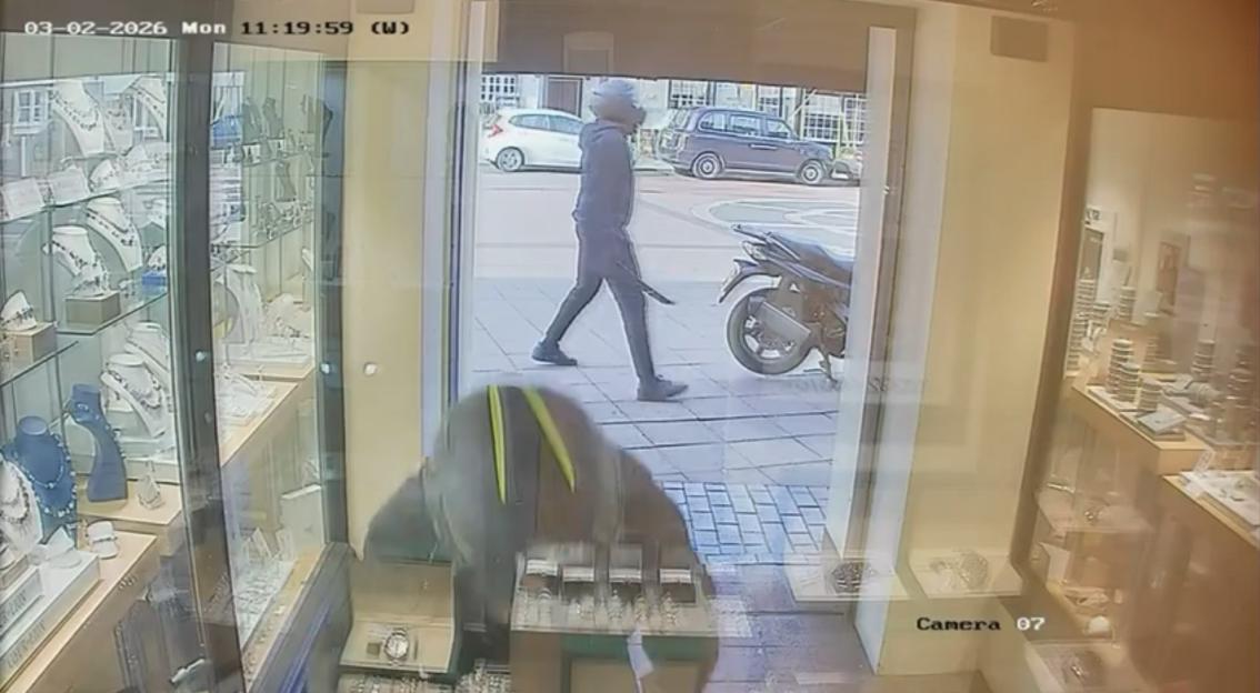 ¿Healthy¿ student, 24, dies after falling ill ¿in class¿ on term abroad