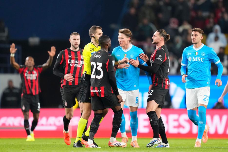 SSC Napoli v AC Milan - Supercoppa Italiana Semifinal, Riyadh, Saudi Arabia - 18 Dec 2025