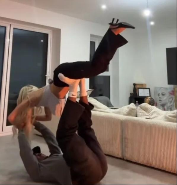 NINTCHDBPICT001055979318