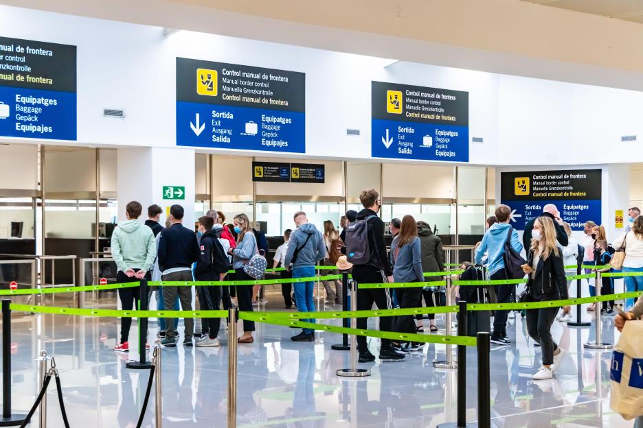 Travel Alert: Major Strikes to Disrupt Main Airport on Popular Spanish Island, Impacting Thousands of Travelers