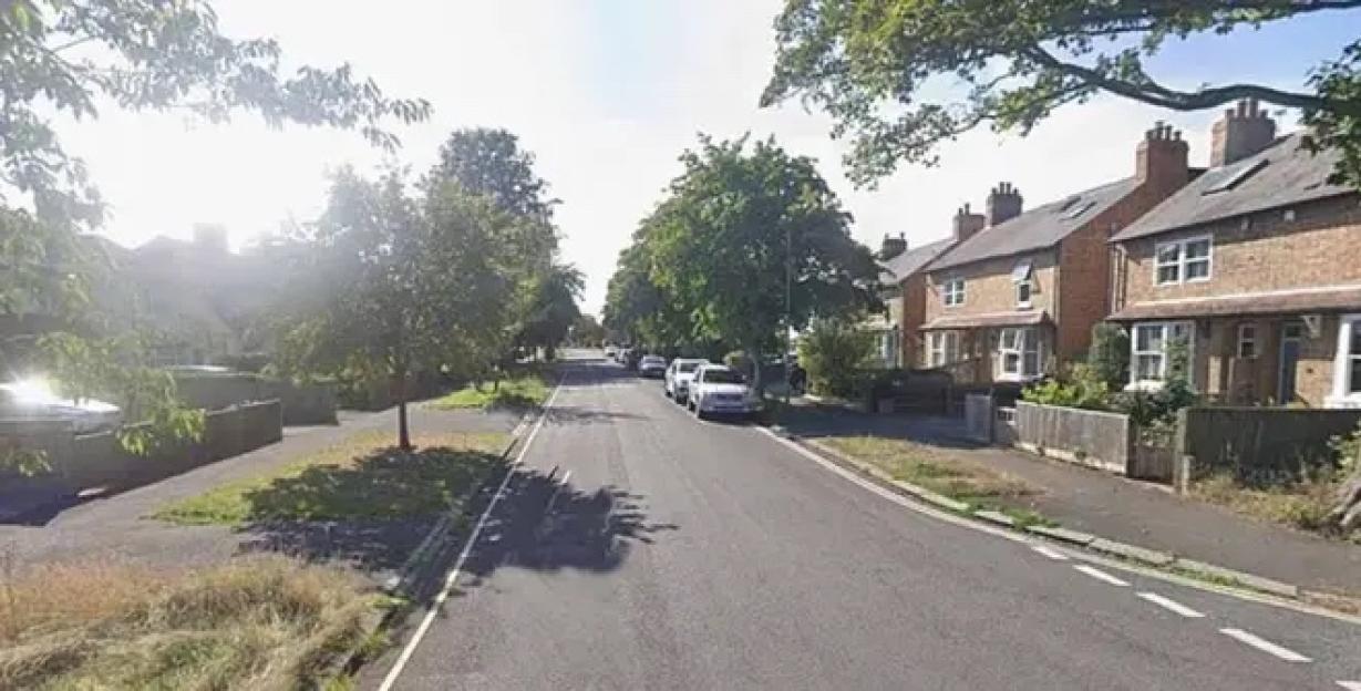 Five Mile Drive in Oxford where the robbery occurred.