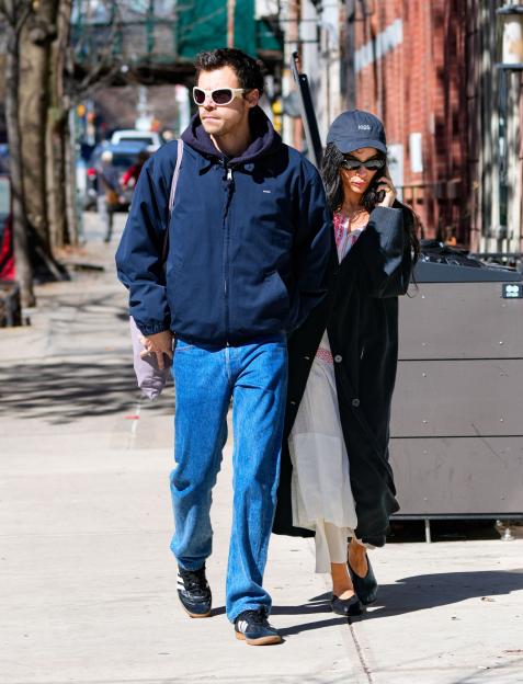 Inside Scoop: Harry Styles’ Wedding to Zoë Kravitz Unveiled as He Plans a Star-Studded Celebration in the U.S.