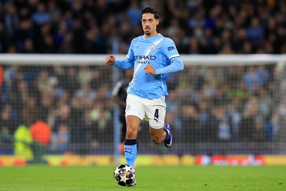 The Priciest Premier League XI: One-Season Wonders Featuring a £60M Man Utd Blunder and Five Chelsea Disappointments!