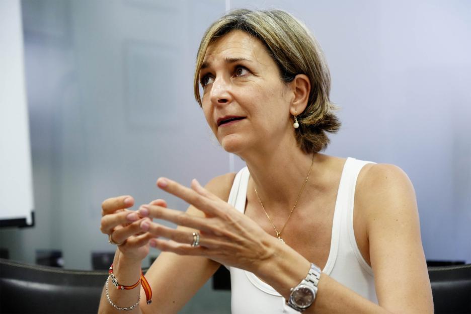 Arantxa Campos, head of the Ceuta employers confederation, discussing the economic impact of the migrant crisis.