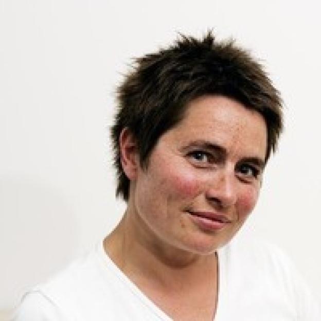 Headshot of journalist Ellen Kongsnes.
