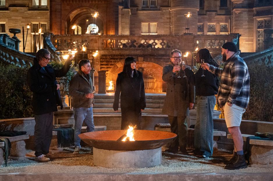 540832,TITLE:The Celebrity Traitors