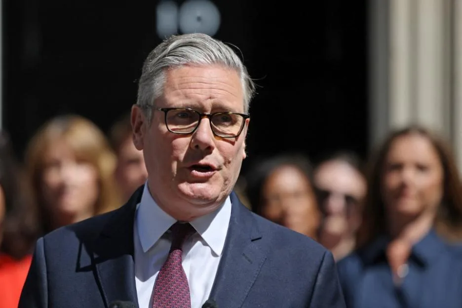 Outgoing Prime Minister Keir Starmer makes a statement in front of 10 Downing Street.